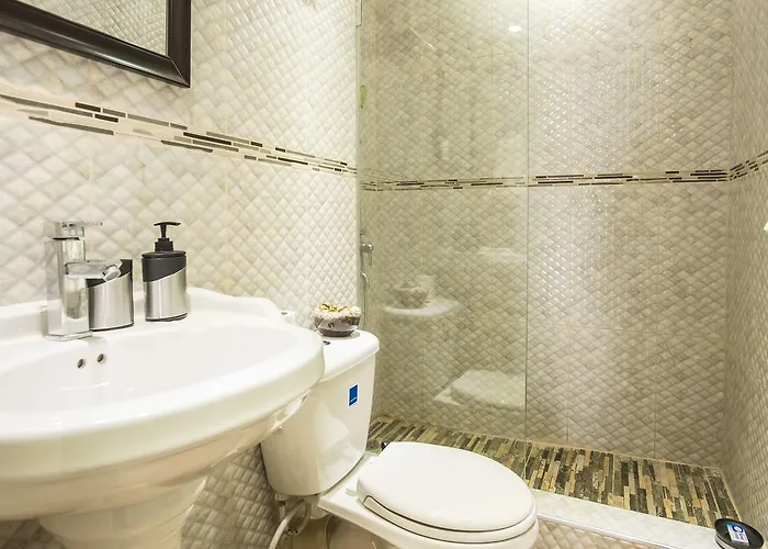 Emerald One Bedroom At Turtle Towers Apartamento *